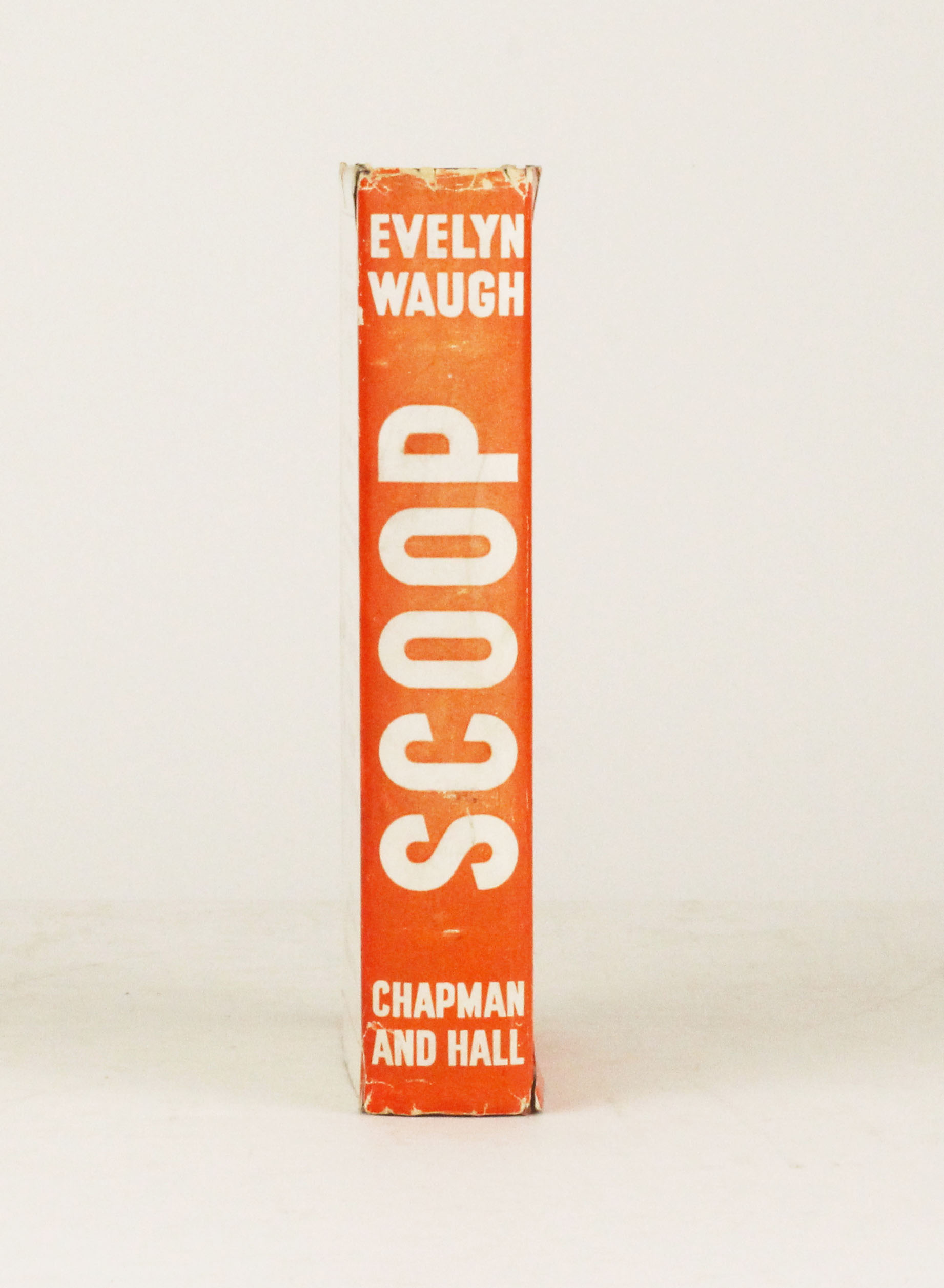 scoop evelyn waugh review