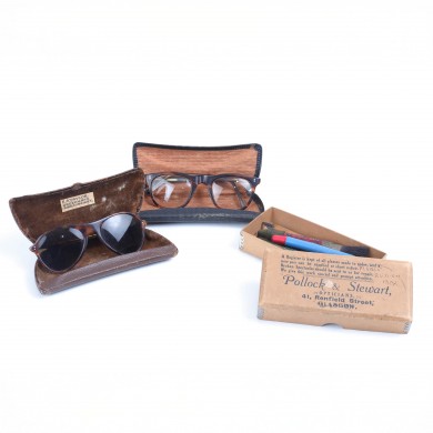 Glasses and Art Materials Belonging to E.a. Taylor. - , 